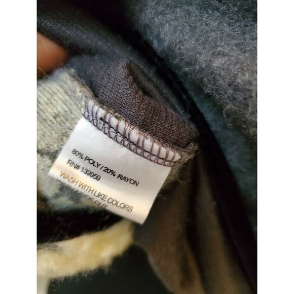 Trisha Tyler Crew Neck Cardigans Sweater - Picture 10 of 11